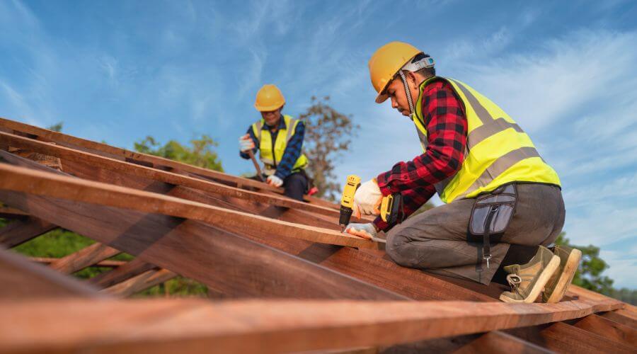 Professional Flat Roofing Installation services in Putnam, IL